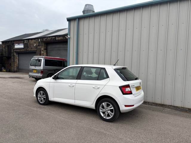 2019 Skoda Fabia 1.0 MPI 75 SE 5dr White