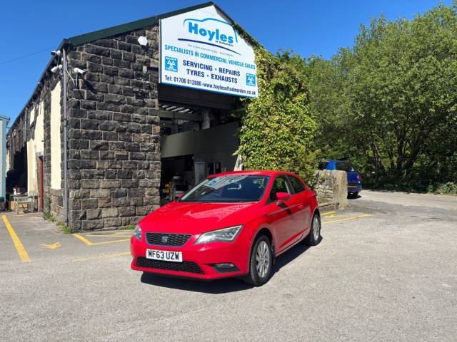 SEAT Leon 1.6 TDI SE 3dr HATCHBACK Diesel Red