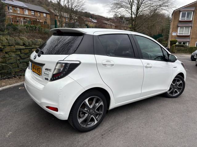 2014 Toyota Yaris 1.5 VVT-h Trend CVT Euro 5 5dr