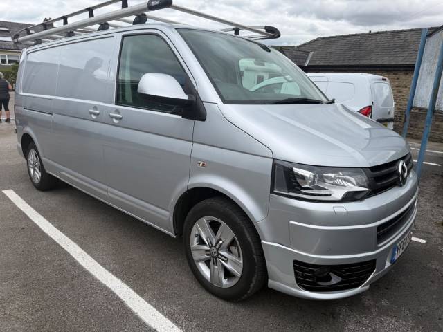 Volkswagen Transporter 2.0 BiTDI T32 Highline 4MOTION L1 H1 4dr Panel Van Diesel Silver