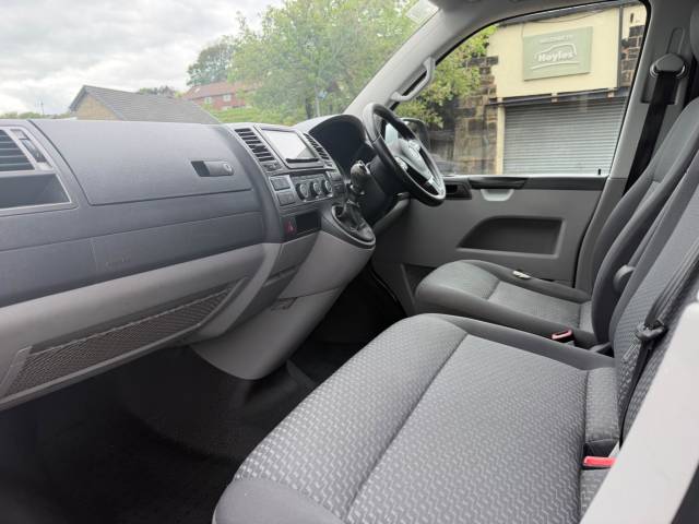 2014 Volkswagen Transporter 2.0 BiTDI T32 Highline 4MOTION L1 H1 4dr