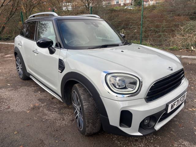 Mini Countryman 1.5 Cooper Exclusive Steptronic Euro 6 (s/s) 5dr SUV Petrol Silver