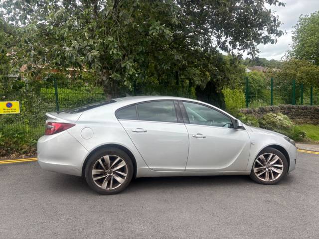 2016 Vauxhall Insignia 1.8i SRi Nav Euro 6 5dr