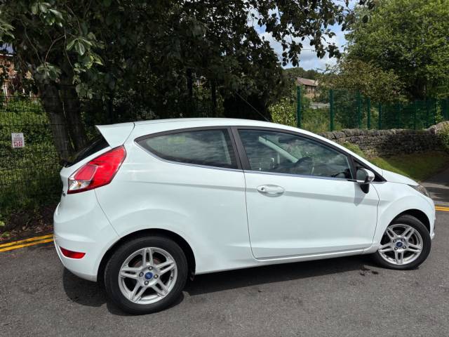 2013 Ford Fiesta 1.25 Zetec Euro 5 3dr