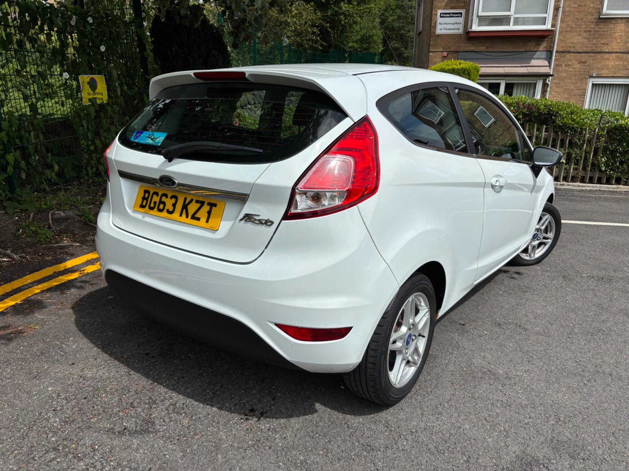 2013 Ford Fiesta thumbnail 5