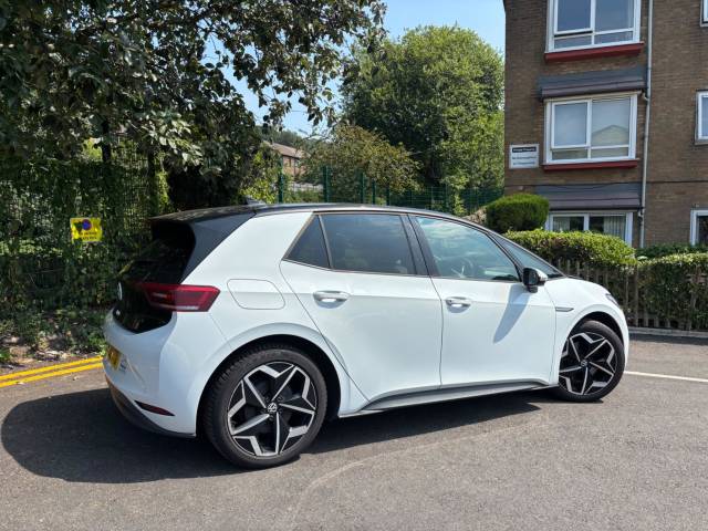 2022 Volkswagen ID.3 Pro S 77kWh Tour Auto 5dr