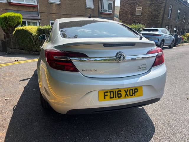 2016 Vauxhall Insignia 1.8i SRi Nav Euro 6 5dr