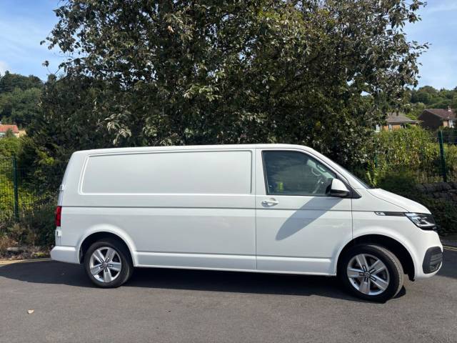 2021 Volkswagen e-Transporter e 110 37.3kWh Advance Auto LWB 5dr