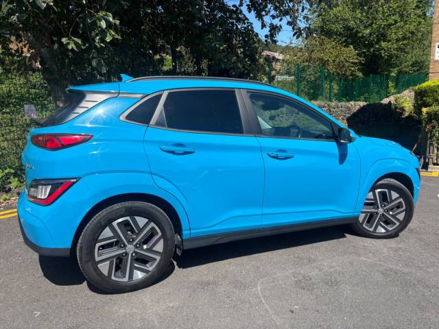 2022 Hyundai KONA 64kWh Premium Auto 5dr (10.5kW Charger)
