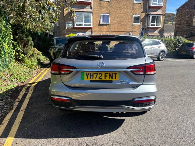 2022 MG MG5 61.1kWh Exclusive Long Range Auto 5dr