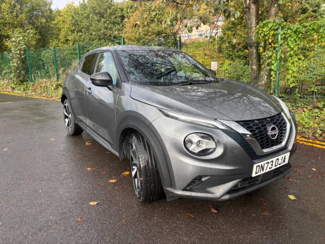 Nissan Juke 1.0 DIG-T Tekna DCT Auto Euro 6 (s/s) 5dr SUV Petrol Grey