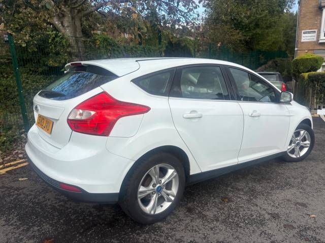 2013 Ford Focus 1.6 Zetec Euro 5 5dr